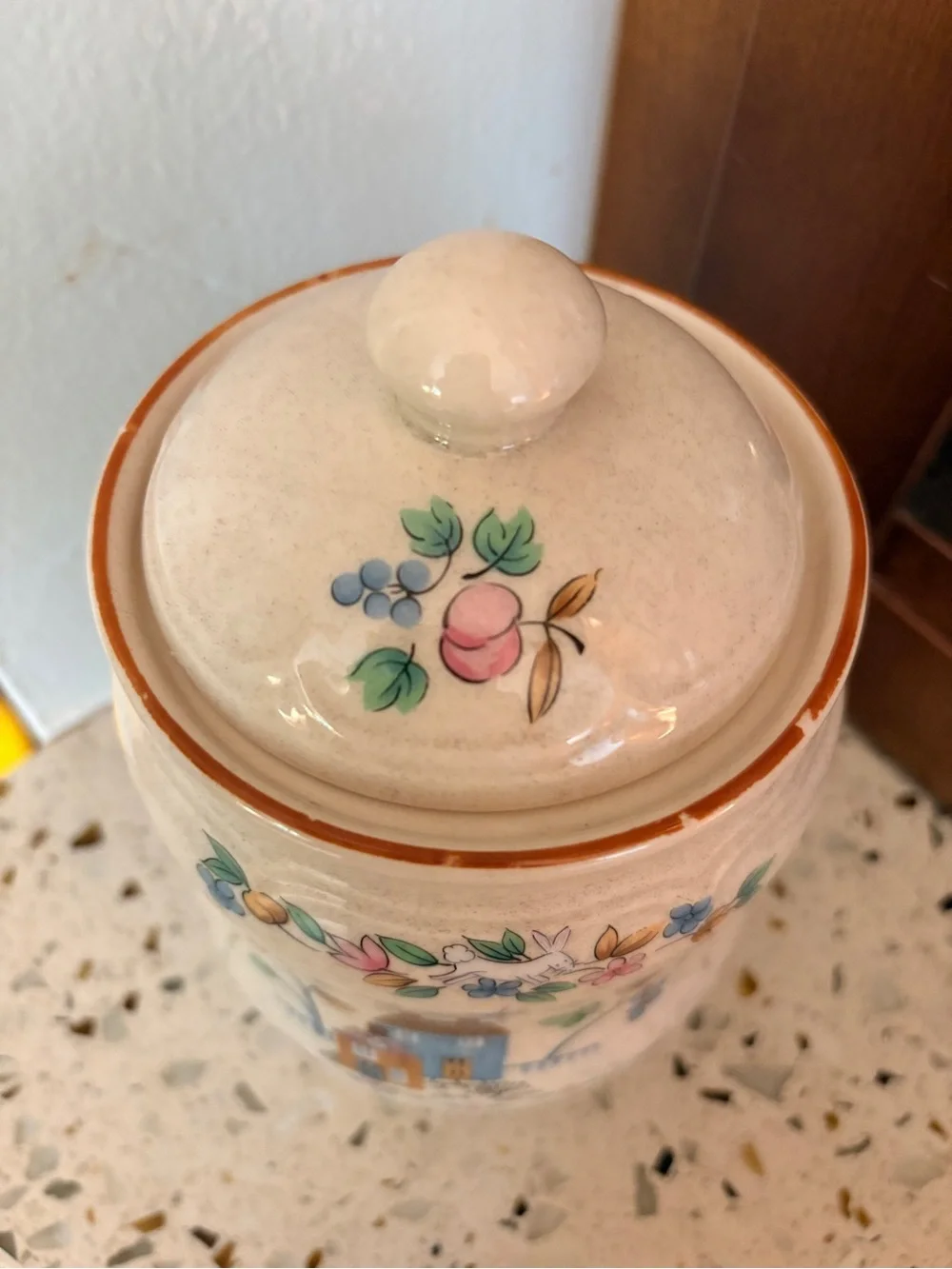 Heartland ceramic jar